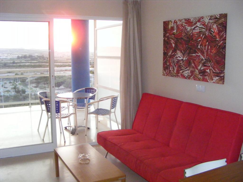 Apartamentos Europa House Sun Beach Guardamar del Segura Værelse billede